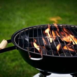 Cleaning your grill with natural cleaning products allows you to avoid using harmful chemicals. 