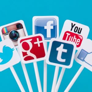 Social media is a great way for chefs to market their restaurants. 