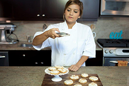 Online culinary arts student studying