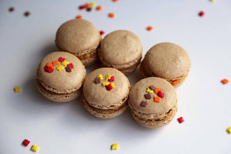 Pumpkin spice macarons