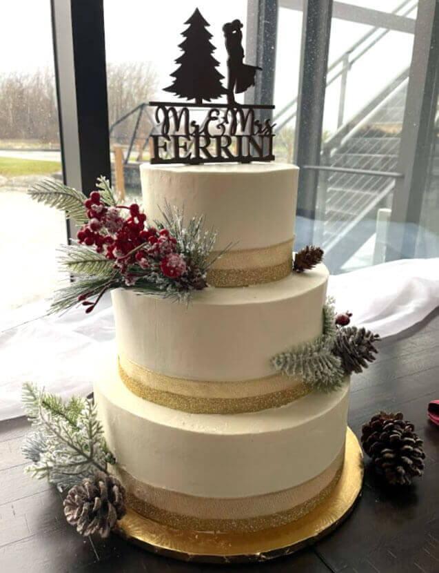 Wedding Cake for a Christmas Wedding