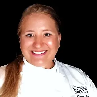 Chef Anne Tutuska