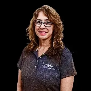 Shelly Travers Smith