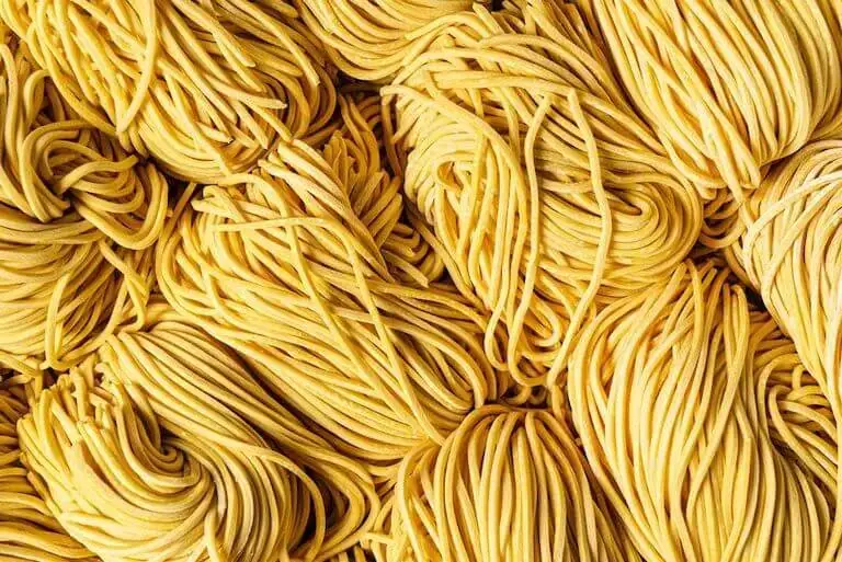 The type of noodle used is carefully chosen for each type of ramen. 