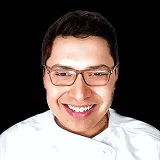 brandon esparza headshot