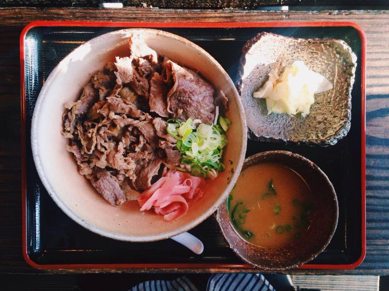 Shiitake mushrooms are delicious in miso soup.