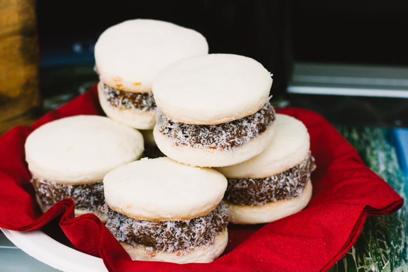 A group of sandwich cookies.